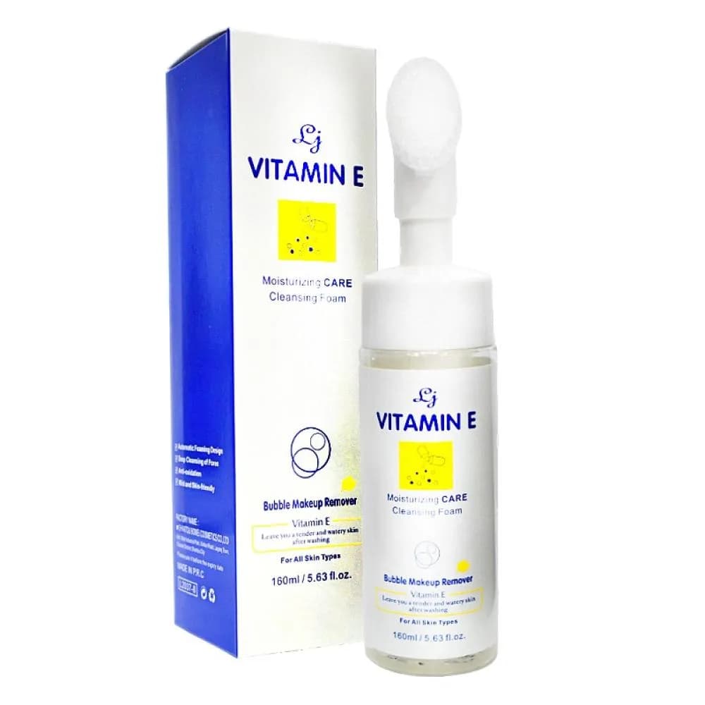 Vitamin E Dual Cleansing Face Wash with Brush for Skin Cleansing and Makeup Removal 160ml